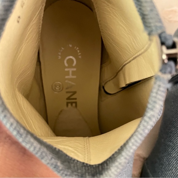 Chanel Denim Cap Toe Ankle Boots Blue Black Size 36.5 - Picture 7 of 7